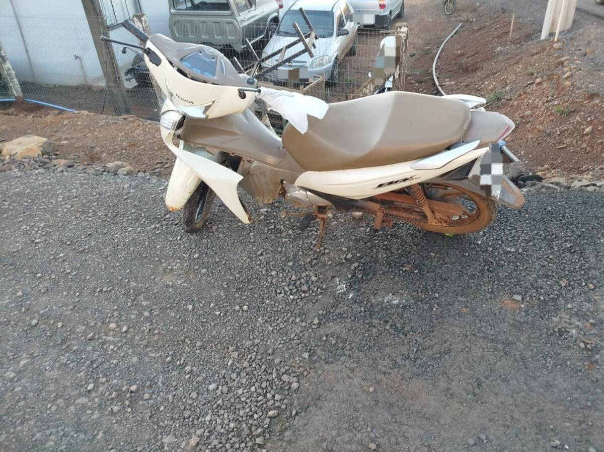Acidente entre duas motocicletas deixa mulheres feridas em Maravilha