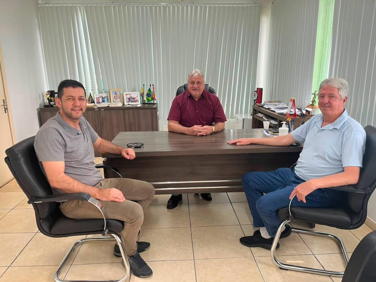Prefeitos discutem construção de novo quartel dos Bombeiros em Romelândia