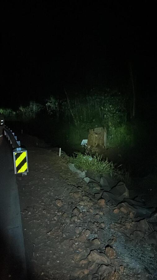 Saída de pista seguida de capotamento deixa três feridos na SC 305, em São Lourenço do Oeste