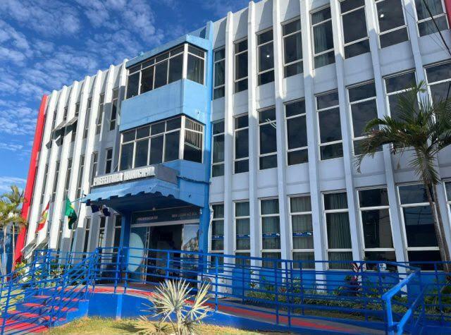 Administração de Guaraciaba paga primeira parcela do 13º salário aos servidores