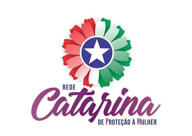 Agosto Lilás reforça importância da informação no combate à violência contra a mulher