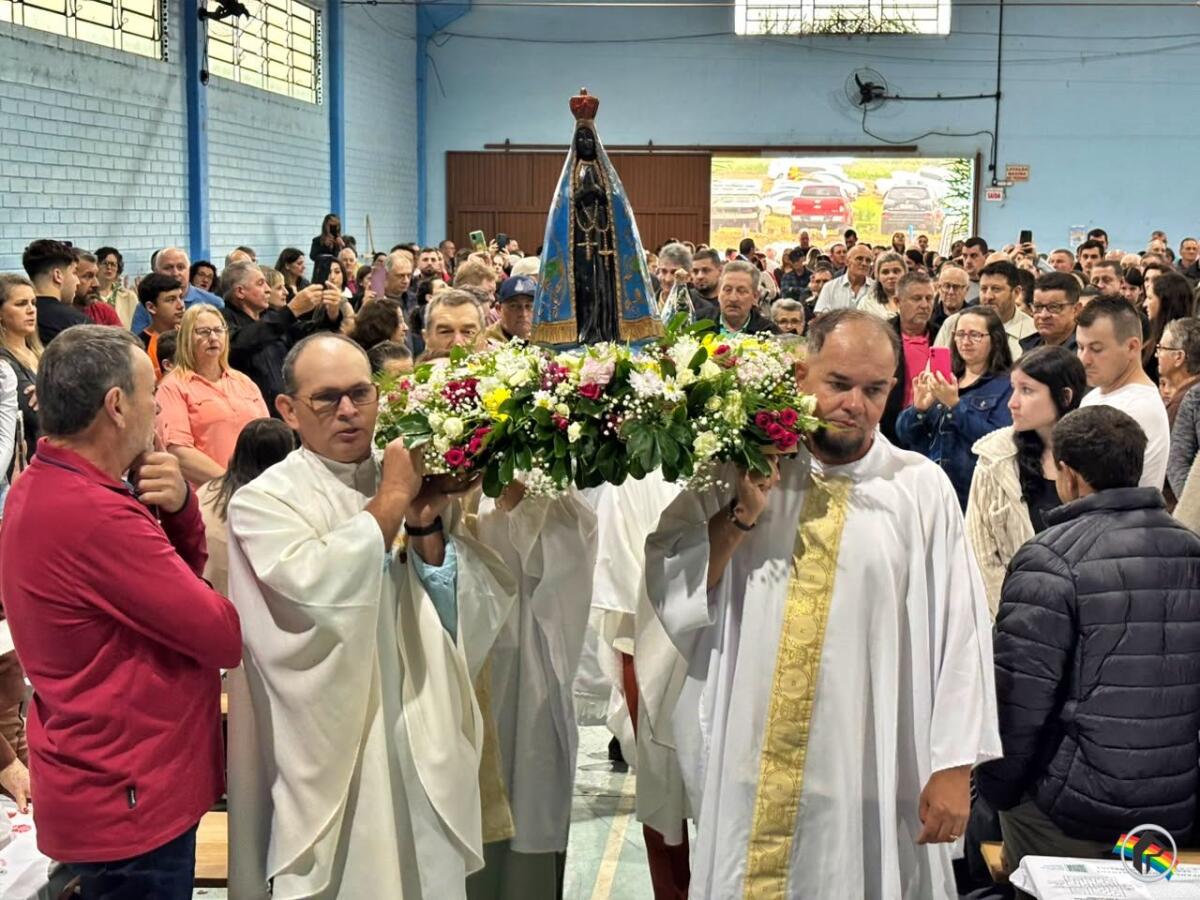 35ª Romaria de Nossa Senhora Aparecida reúne mais de 3 mil pessoas em São Miguel do Oeste