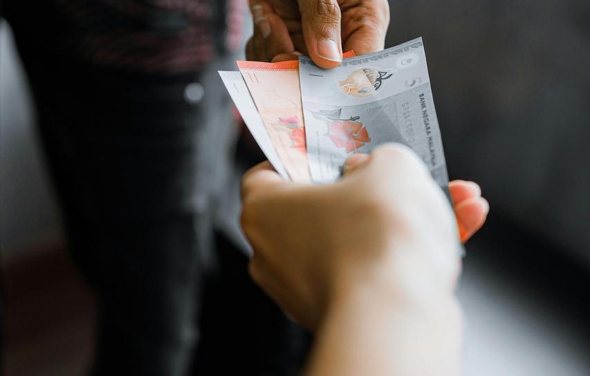 Três mulheres são presas após aplicarem golpe do bilhete premiado em SC