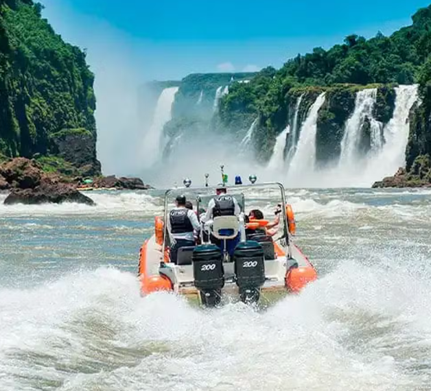 Turista holandês morre após embarcação virar durante passeio nas Cataratas do Iguaçu