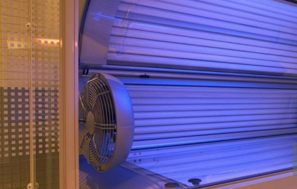 Projeto quer regulamentar uso de bronzeamento artificial em SC