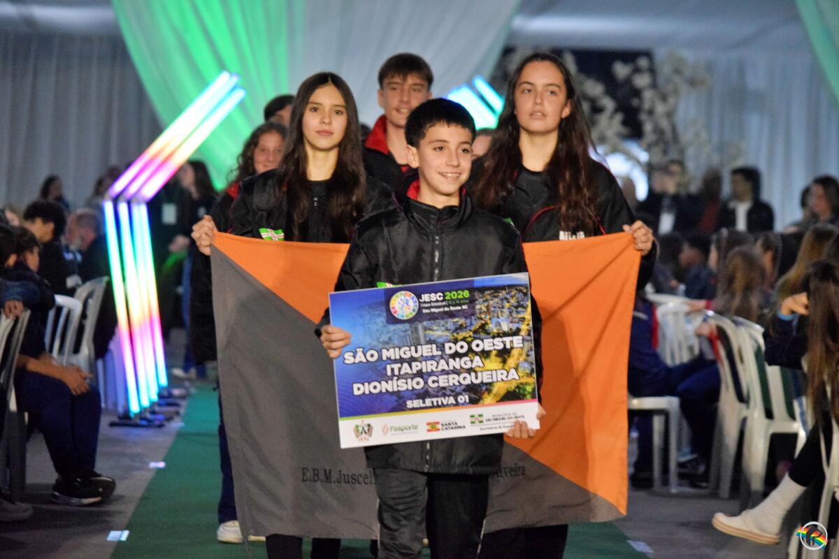 Cerimônia de abertura do JESC 2026 reúne atletas e autoridades em São Miguel do Oeste