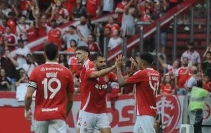 Inter vence Monsoon por 2 a 0 e enfrenta o Caxias na semifinal do Gauchão 2025