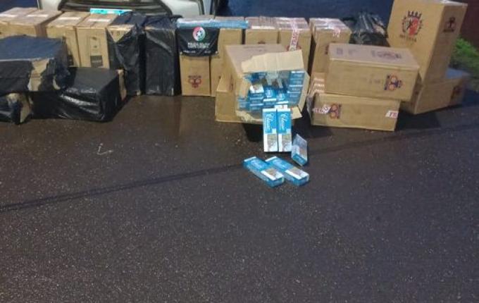 Carro é apreendido com cigarros avaliados em R$ 230 mil em Itapiranga