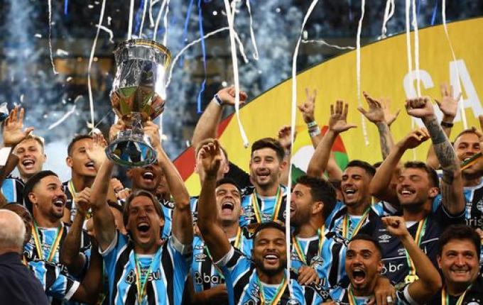 Grêmio bate o Juventude na Arena e conquista o heptacampeonato Gaúcho