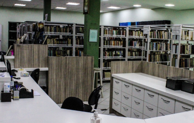 Completando 62 anos, Biblioteca José de Alencar recebe mil leitores mensais