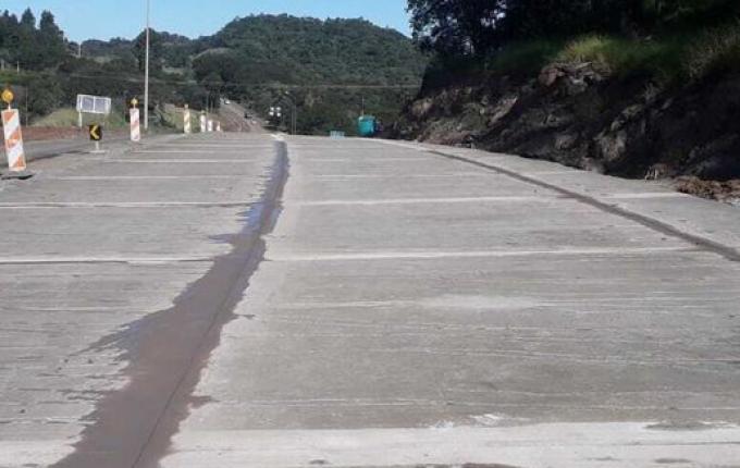 Concretagem da BR-163, São José do Cedro, alcança o primeiro quilômetro; assista