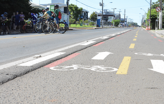 Clube do Pedal SMO alerta para o uso inadequado das ciclofaixas