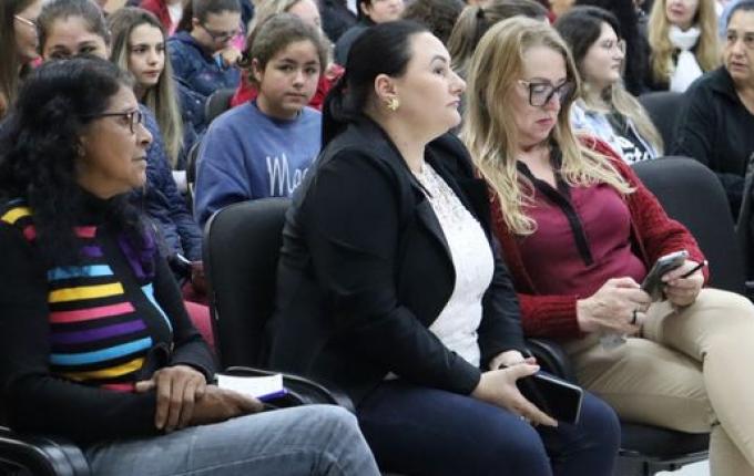 Cresol Inovação promove palestra “Emoções que transformam”