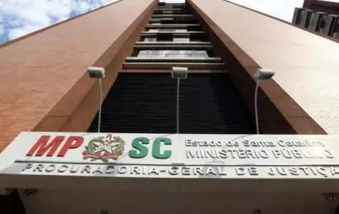 MP denuncia dupla apontada por matar e destruir o corpo de detento em SC