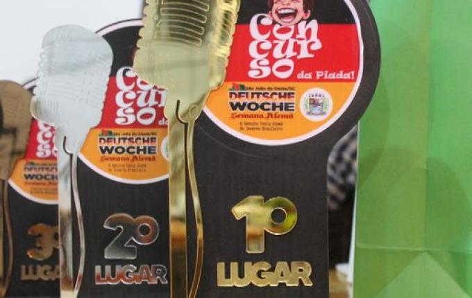 Noite do Humor reúne grande público no 6º dia da 15ª Deutsche Woche