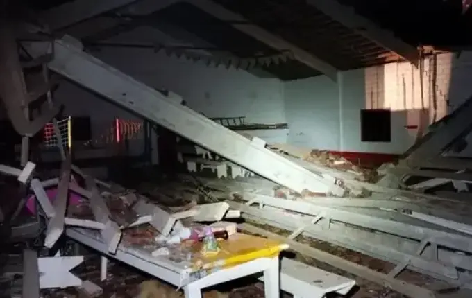 Confirmada morte de criança atingida por telhado no Oeste