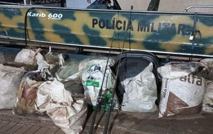 Polícia Ambiental faz grande apreensão de material de pesca no Rio Uruguai