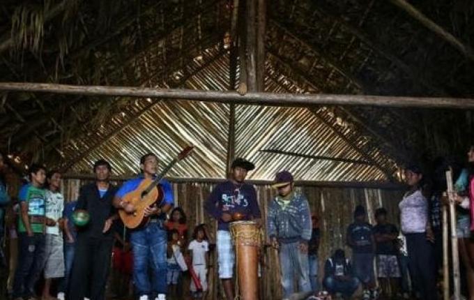 Lula assina homologação de duas terras indígenas em SC