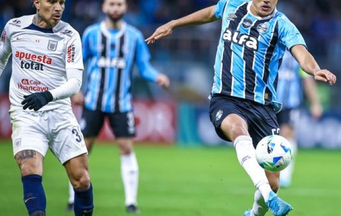 Grêmio apenas empata em casa e está fora da Sul-Americana