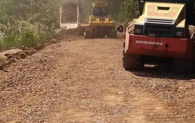 Falta de chuvas prejudica recuperação de estradas em Iporã do oeste