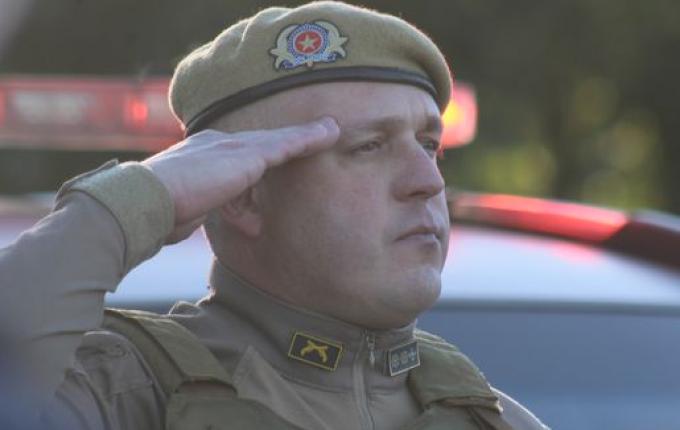 FOTOS: PM, irmã e filho são sepultados sob homenagens em Santa Helena