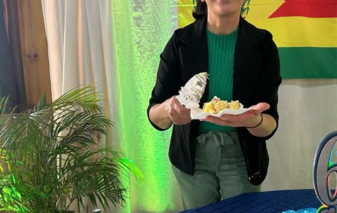 Guarujá do Sul: Prefeita pede CPI após polêmica do bolo de aniversário