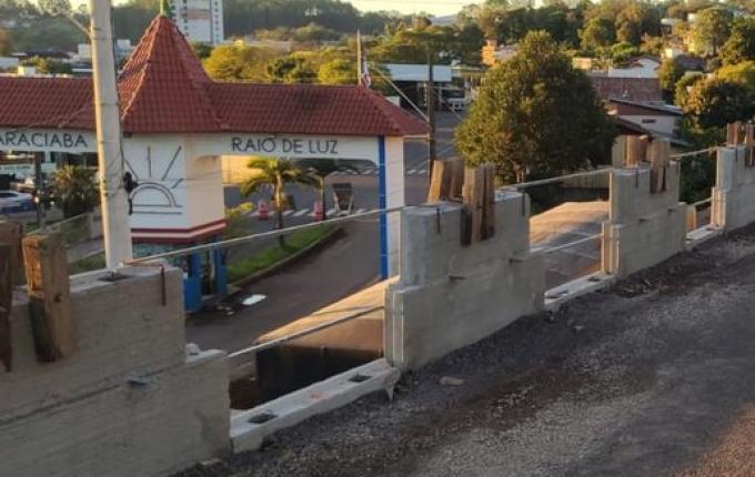 Obras do viaduto de Guaraciaba podem paralisar e funcionários correm risco de demissão