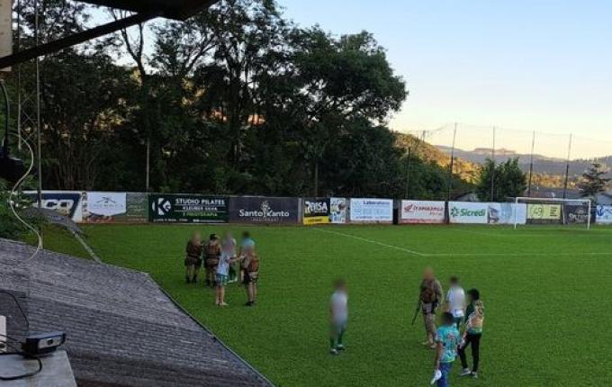 Torcedor do Ouro Verde é preso após agredir policial