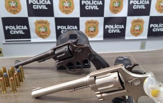 Armas de fogo e munições são apreendidas em Campo Erê