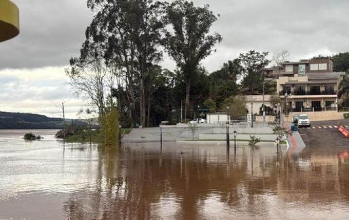 Travessia entre Mondaí e Vicente Dutra está suspensa devido a cheia do Rio Uruguai