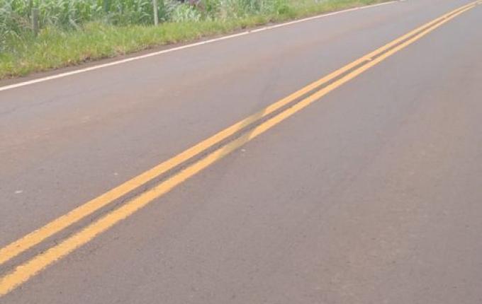 Saída de pista seguida de capotamento deixa feridos na SC-161