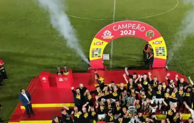 Criciúma vence o Brusque e conquista título do Catarinense 2023