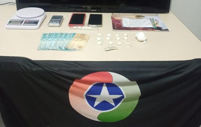 Tático prende dois por tráfico de drogas em São Miguel do Oeste