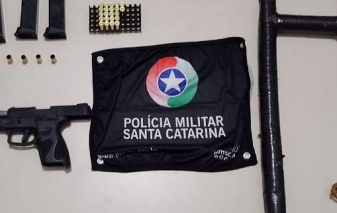 PM de SMOeste prende três pessoas por disparos de arma de fogo e danos