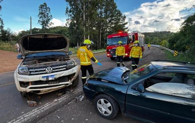 Condutor se evade do local após acidente no interior de Paraíso