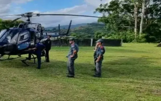 Aluno de 15 anos esfaqueia professor após ser reprovado em SC