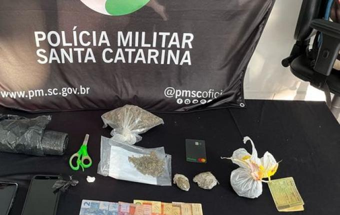 Polícia Militar prende dois homens por tráfico de drogas em Descanso