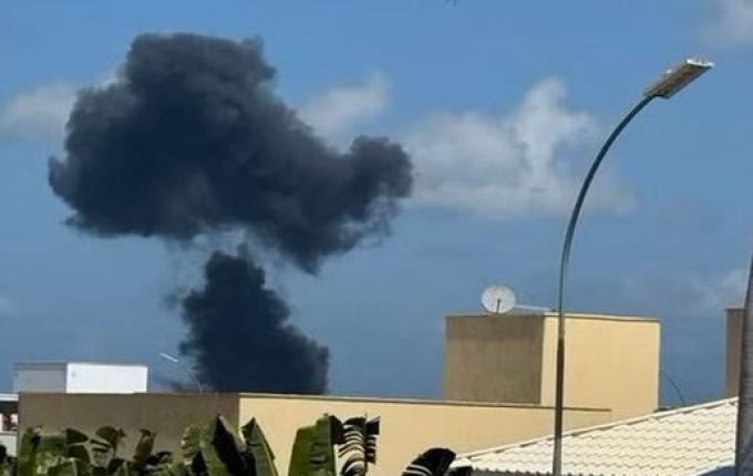 Avião da Força Aérea Brasileira cai em Natal