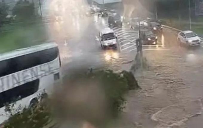 SC lidera alertas de riscos de desastres naturais, com 41% dos SMS emitidos no país