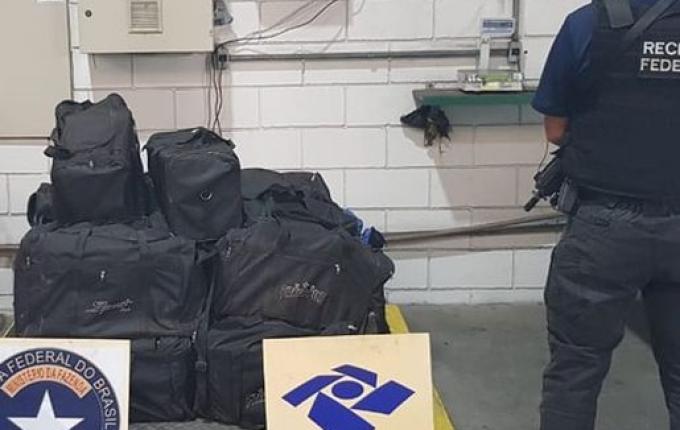 Receita Federal apreende mais de 400 quilos de cocaína em SC