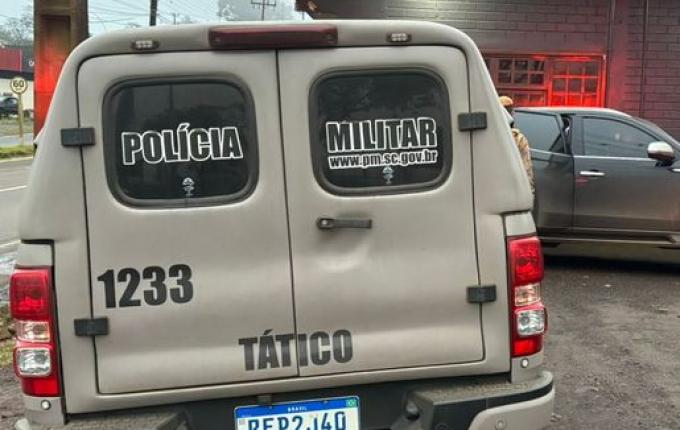 Ação rápida da PM apreende vinhos de descaminho em SMOeste