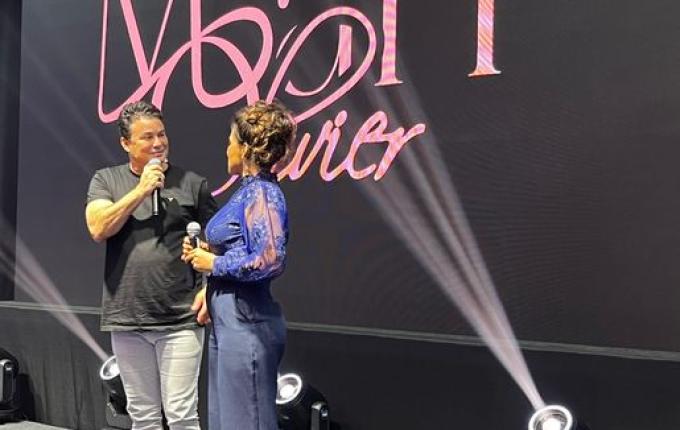 Renner e Mari Oliver ministram palestra motivacional em São Miguel do Oeste