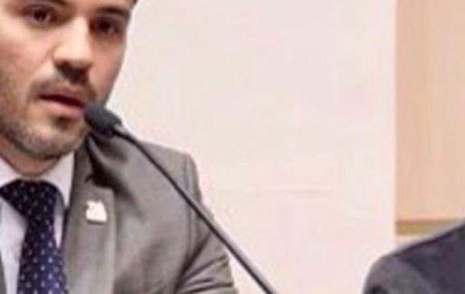 Tribunal derruba liminar e autoriza nomeação de Filipe Mello na Casa Civil