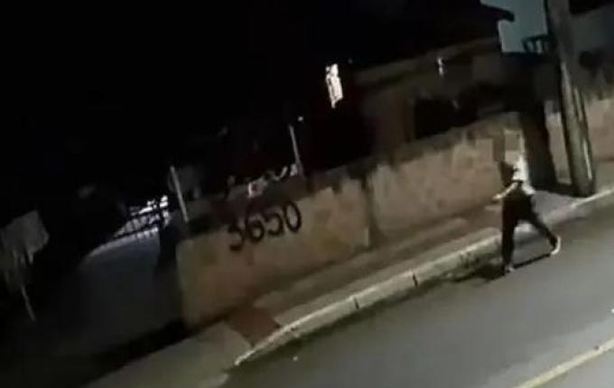 Menina de sete anos é estuprada e degolada pelo padrasto em SC