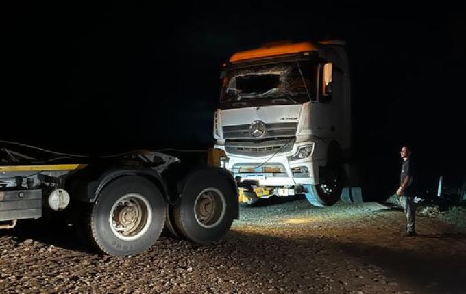 Trânsito é liberado após acidente na SC-163 em Descanso