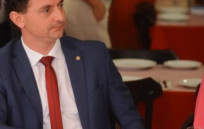 Agricultores fecharão a fronteira entre Brasil e Argentina, alerta deputado