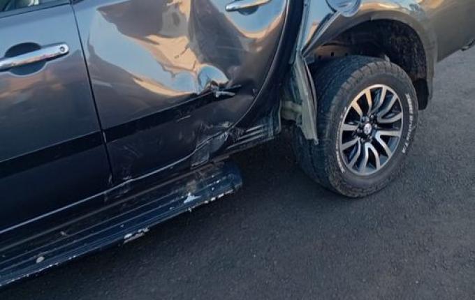 Colisão entre moto e caminhonete deixa homem ferido em Campo Erê