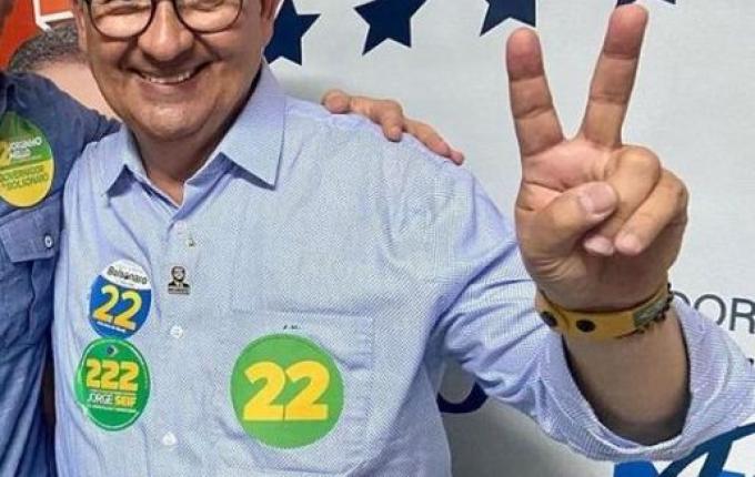 Filipe Mello diz que não precisa de emprego e desiste da Casa Civil em SC