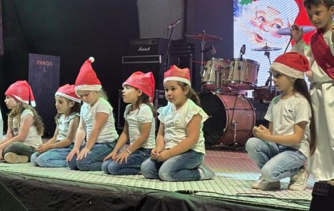 Campo Erê faz abertura do Natal Encantado 2024 com acendimento das luzes natalinas e show na Praça