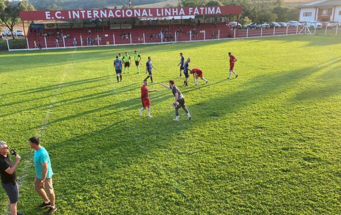 Grêmio da Canela Gaúcha bate Internacional por 3 a 1 na Linha Fátima em São Miguel do Oeste